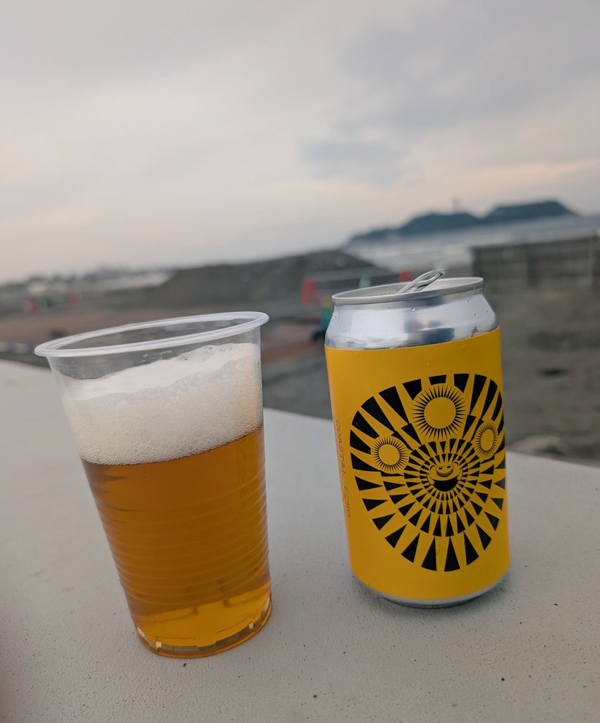 IIInaIII's tweet photo. 君島大空独奏ツアー"花落知多少"

江の島でサザンのOh!クラウディアも。
すごく良かった。 https://t.co/26KViCI7Ot