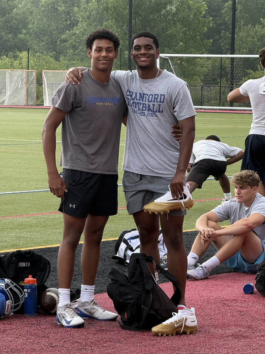 AidenCapizzi's tweet photo. Last Monday at Wesleyan Red and Black! Went out and competed with @gw_26problems 💪🏾🏈 #lockedin @CoachDBenoit @AB_Balogh21 @Coach_DeWall @CoachBarbieri @coachmcthompson @TBrownIII  @CoachDMurray3 @Cats_CoachCoyne @_coachdwilliams @CoachSlesh @CoachVaish https://t.co/tL13hgp64x