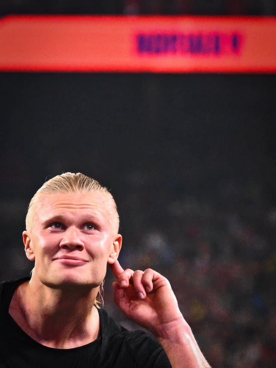 __figures's tweet photo. “Say my name” Erling Ekenedirichuku Harland!! 🫵🏾😂 https://t.co/jkpxsWXu6J