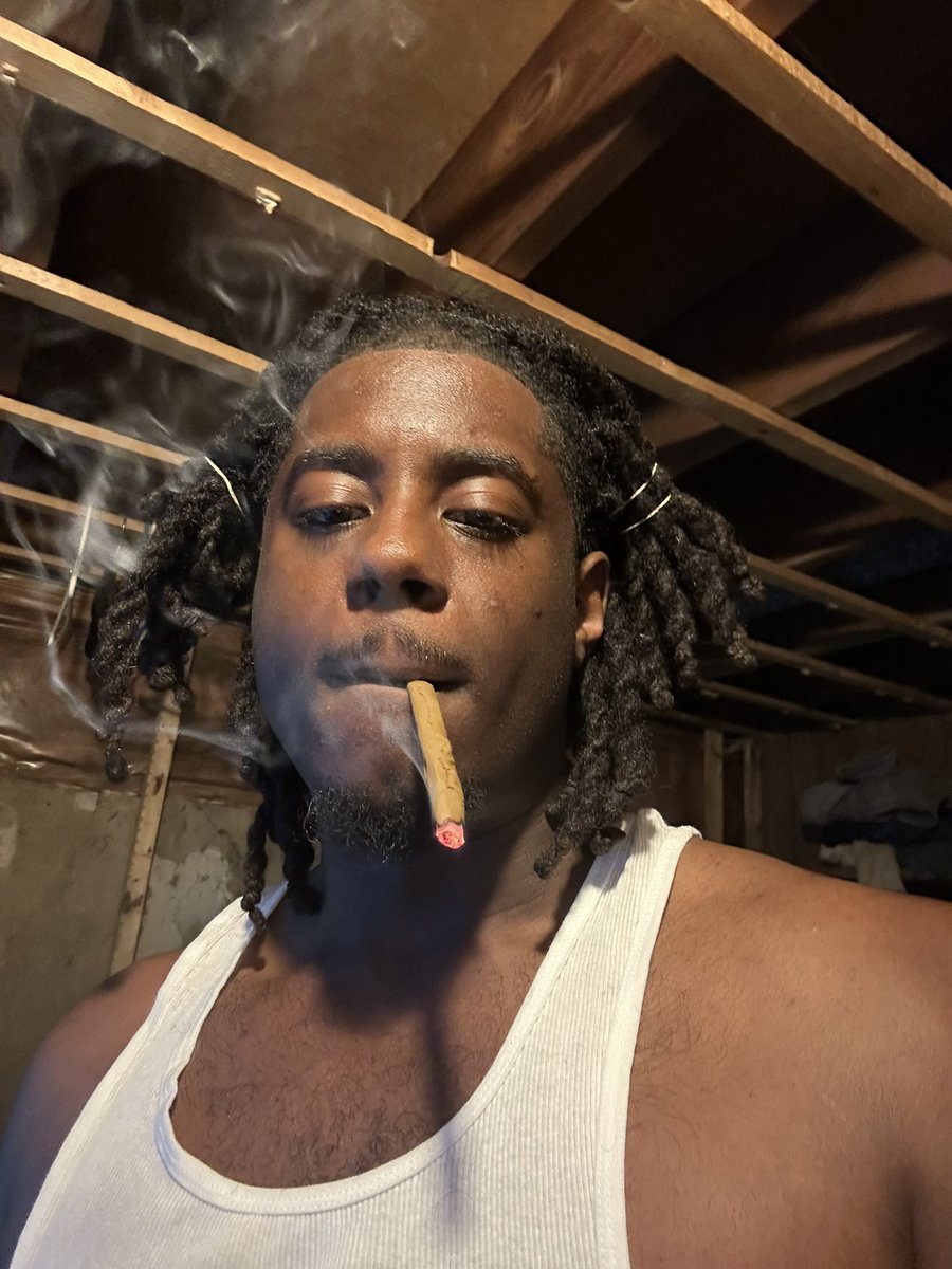iamtrepittman's tweet photo. @rayygotfanzzx2 lemme eat it https://t.co/LlODDpRWE2