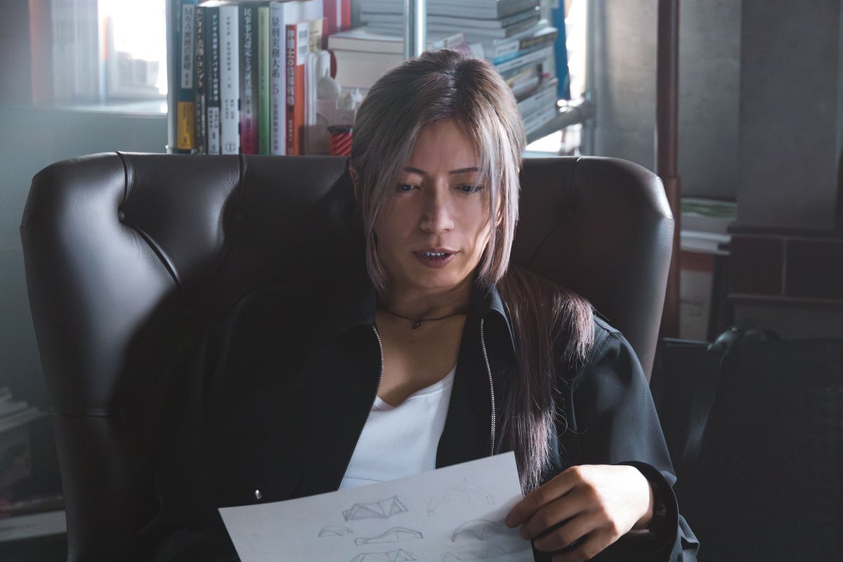 mezamashimedia's tweet photo. 7月20日(月)21時スタート！
ドラマ『ブラックトリック～裁きを操る弁護人～』
主演のGACKTさんにインタビュー

▶︎https://t.co/Jd5gfCvR6N

「GACKTってこんなに嫌なヤツだったんだ、と思うかも（笑）」“でっち上げの天才”役に共鳴！

共演の志田未来さんの才能に驚きも

@GACKT 
@blacktrick_fuji https://t.co/Vpyzj0b5wf