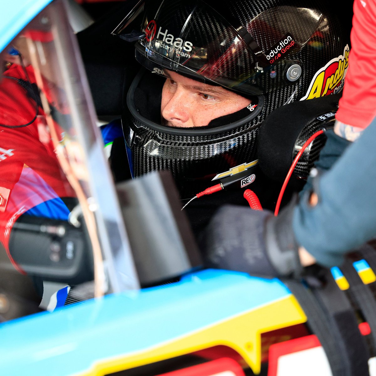 HaasFactoryTeam's tweet photo. Battled with clutch issues throughout the day, P31 at Chicagoland. 

@TeamChevy | @EatAndys | @Haas_Automation https://t.co/4DwEVxfscS
