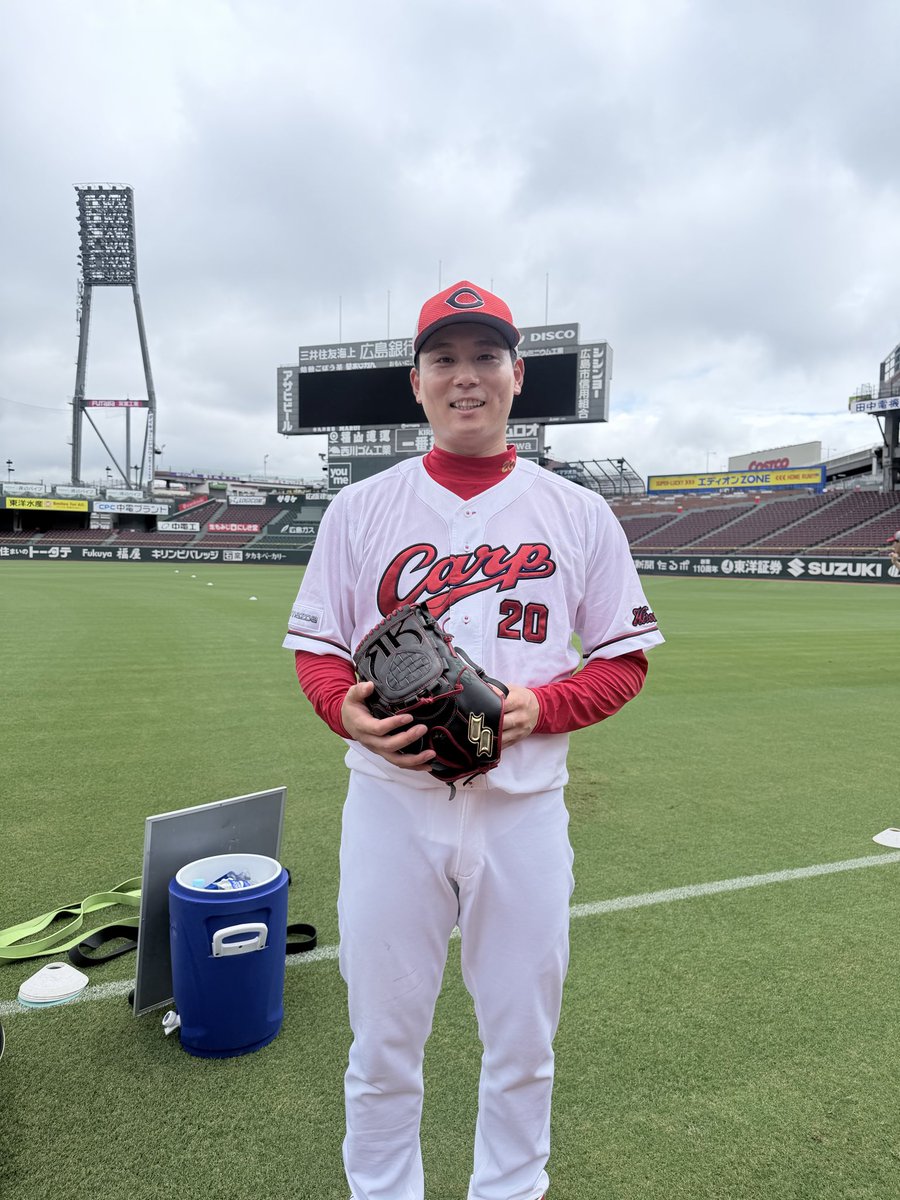Carpofficial_pr's tweet photo. 栗林選手が投手練習に合流！

グラウンドで汗を流し、調整を行いました⚾️ https://t.co/zqLBySNkBF
