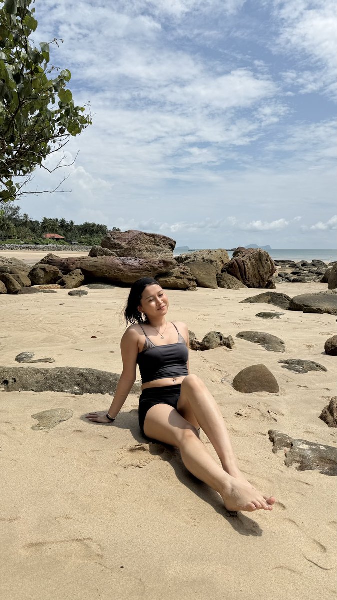 moonbulan111's tweet photo. ☀️ https://t.co/f04MJDfp0T