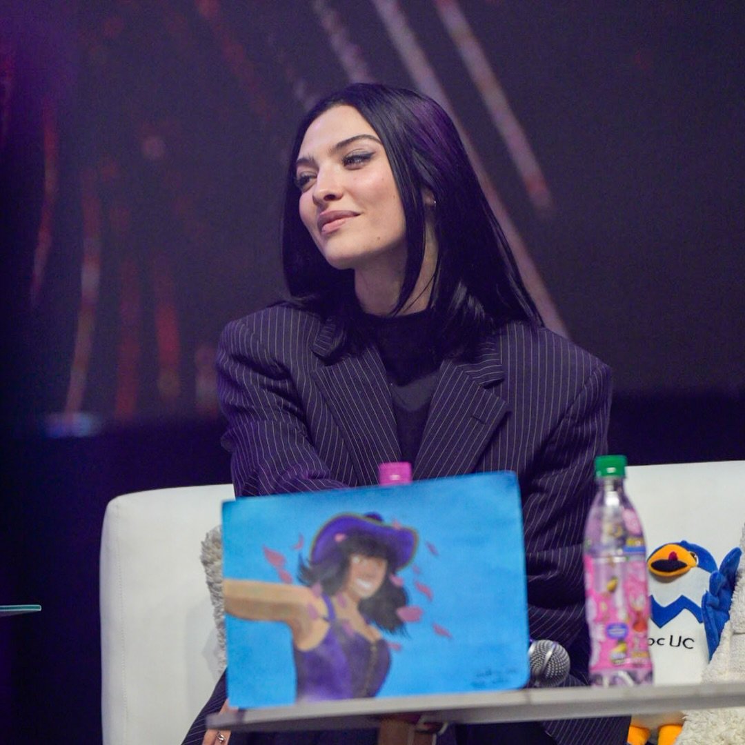 leraabovadaily's tweet photo. Lera Abova during the Comic Con Chile https://t.co/nBGmNGhY1P