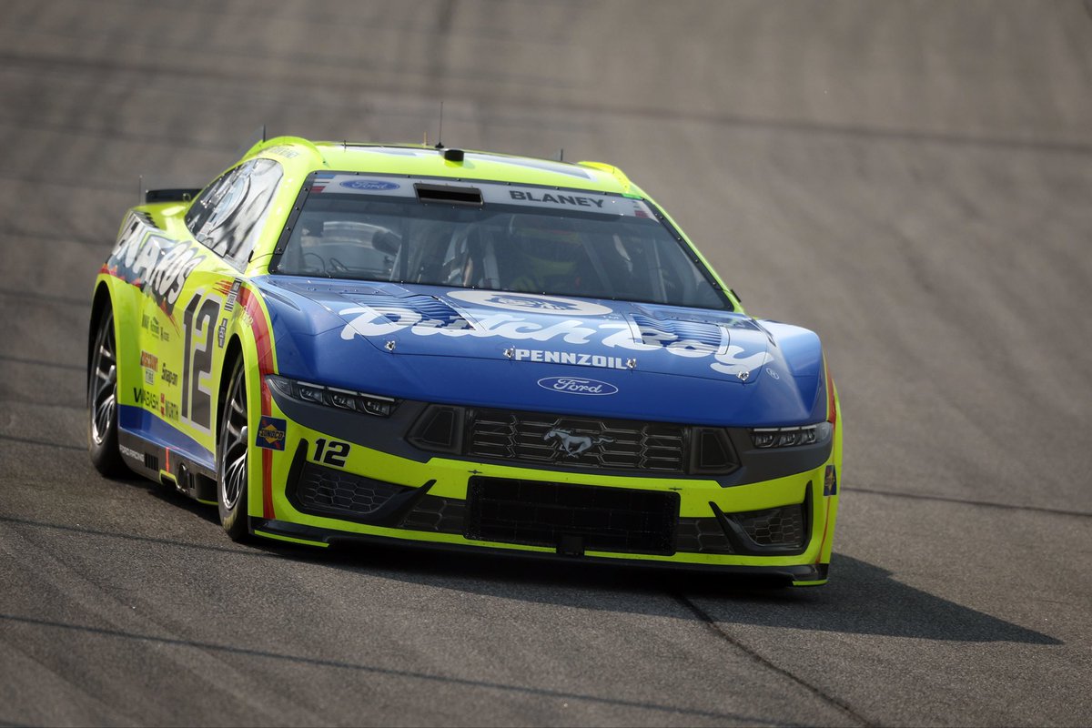 roushyates's tweet photo. That’s it from @ChicagolndSpdwy! @Blaney &amp; @Team_Penske finish in P7.

#NASCAR | #Eero400 https://t.co/sL1NHcPcv4
