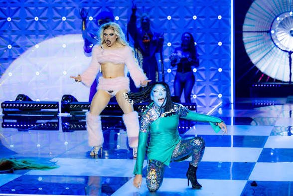 LaMasSpoilera's tweet photo. Estamos pasando la crazy frog

Mexico 0 england 2
 #mexico #lamasdraga #dragrace #england https://t.co/z2aW3tZQvK