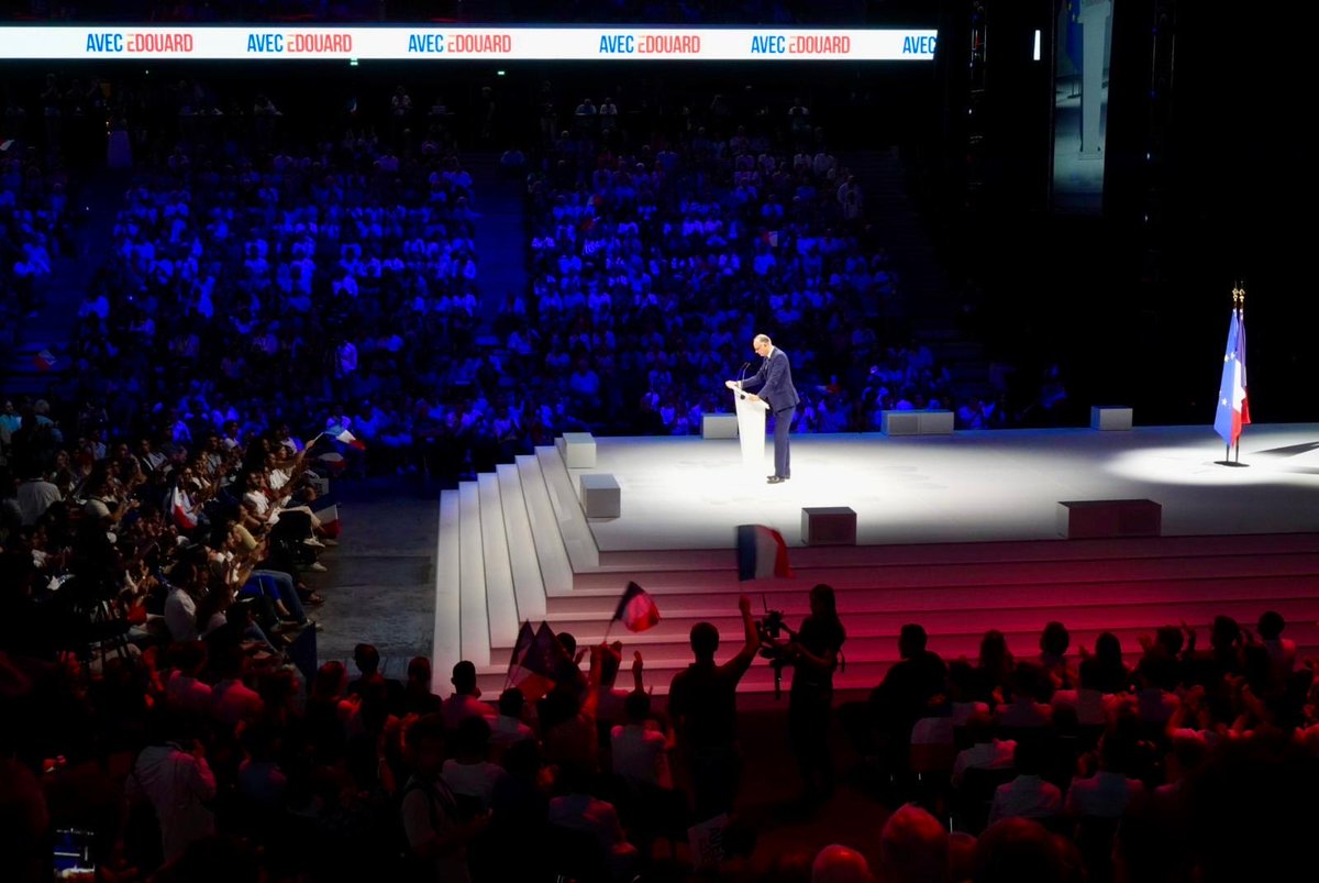 DgCourtois's tweet photo. Excellent discours @EPhilippe_LH a l’Arena : une vision des annonces et des premières mesures pour l’avenir de la  France.
La campagne présidentielle @Avec_Edouard est lancée 
Heureux d’y avoir été @JulieBoillot @FBerthout @lisaberdah @HorizonsParis @gdelasteyrie @nk_m https://t.co/PCxHgkegHT