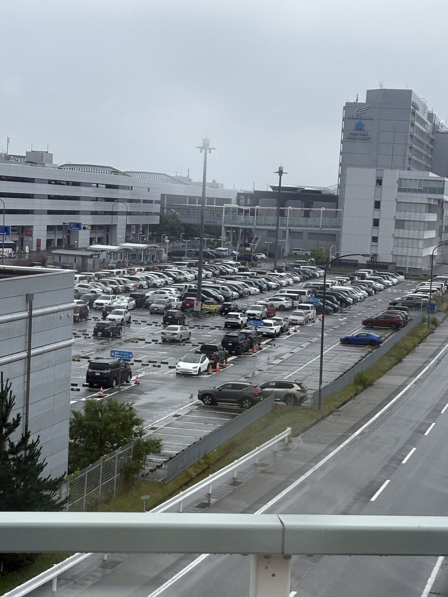 korogaro's tweet photo. 日本の車たち
やっぱり韓国とちょっと違うね
可愛い(՞⸝⸝ᵒ̴̶̷᷄꒳ᵒ̴̶̷᷅⸝⸝՞) https://t.co/KOPzRkGfYu