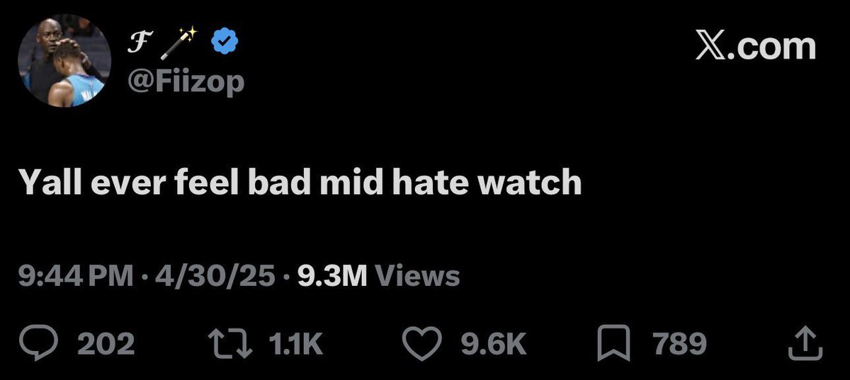 choxbi's tweet photo. what it feels like watching g2 get massacred left and right by hle https://t.co/NiaaUmfOWg