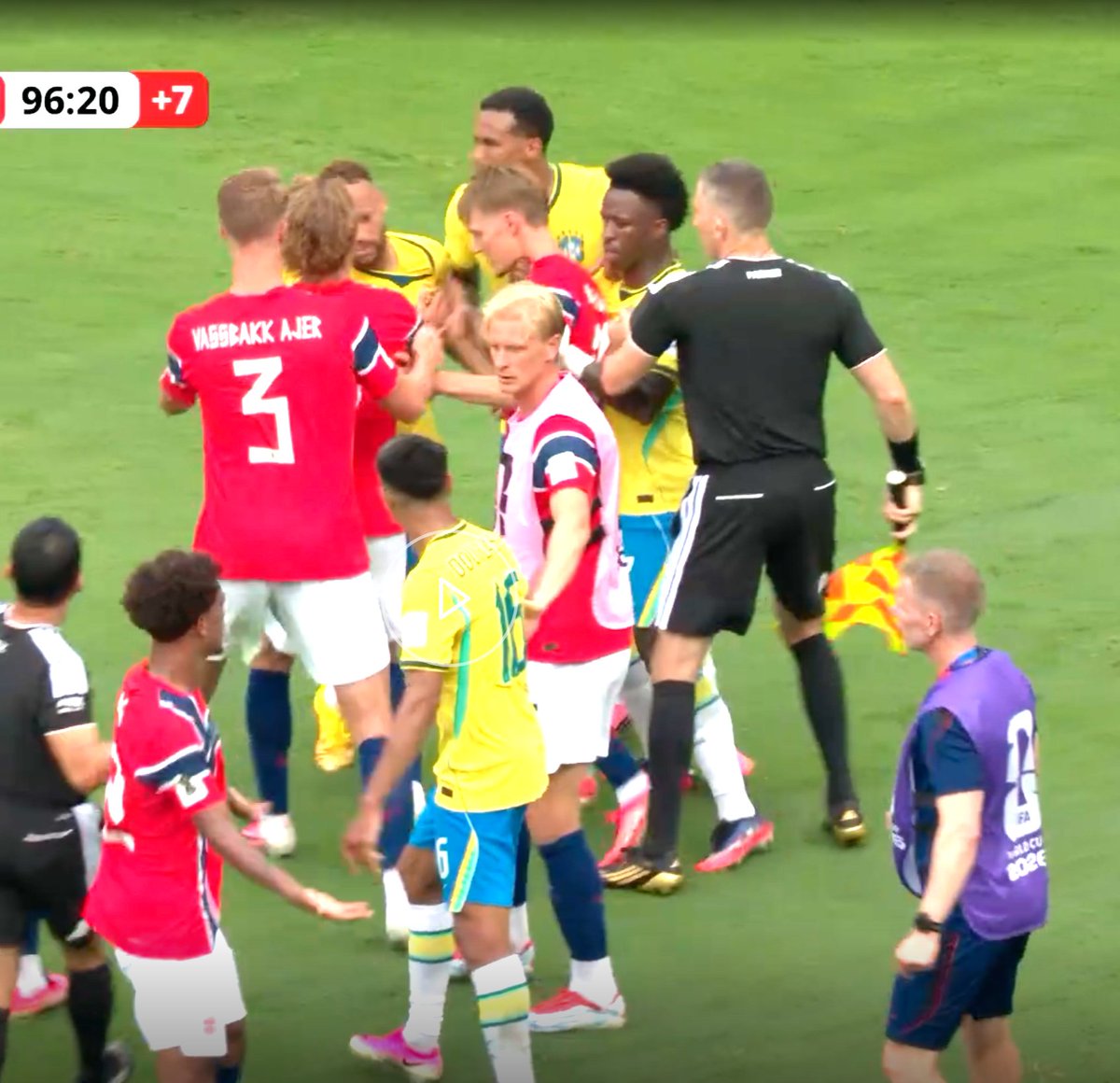 IAmMandalore's tweet photo. Hey @FIFAcom @FIFAWorldCup, does anyone want to review @vinijr wrapping his hand around Ødegaard's throat after pushing him in the 97th minute?  Doesn't seem very sportsmanlike. https://t.co/toHOw1P43b