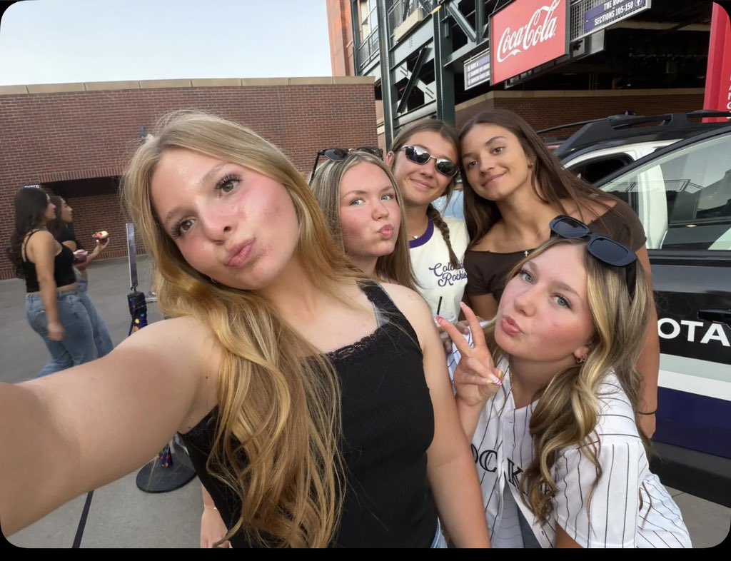 JFuller2029's tweet photo. ‼️🗻COLORADO RECAP🗻‼️
Our team finished 3-3 in colorado, not our best but it was a great experience. Glad we had the opportunity to play in front of coaches and play against great competition. We also did some team bonding and went to a Rockies game, paddle boarding, and Top Golf! Here are some of my personal stats:
   ⭐️-.429AVG
   ⭐️-.468OPB
   ⭐️-15SO in 10IN
🔥Thank you to my coaches for helping me be the best player I can be, and thank you to my mom for giving me this opportunity to play out here. Thank you to the college coaches who showed up to watch us play, Back @ it in Orland Park on Thursday.🔥
———————————————————
@CoastRecruits @INGatorsOezer
@CoastRecruitsSB
@ExtraInningSB @LineDsoftball @PrepSoftball @clemsonsoftball @rittmanjohn @AlabamaSB @PurdueSoftball @PGFnetwork
@USASoftball @gatorjack72
@SBRRetweets @kenkrause 
@UACoachMurphy @CoachMFrezzotti
#softball #coloradosparkler #highlights #D1
