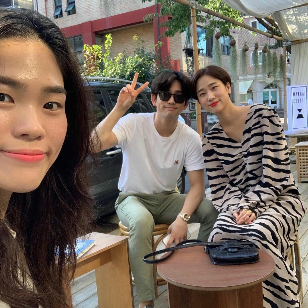 Jinyoungbase's tweet photo. Park Jinyoung shared a childhood story about growing up with his two older sisters during an interview with Men Noblesse.

“As a kid, I was the type to make a huge mess. If my sisters annoyed me, I’d go mess up all the stuff Dad really cared about, and then they’d get in trouble. I was kind of a little menace, but that’s all in the past now. 
They used to cook for me too and did a lot of the cleaning, too. Honestly, they were like my second moms.”