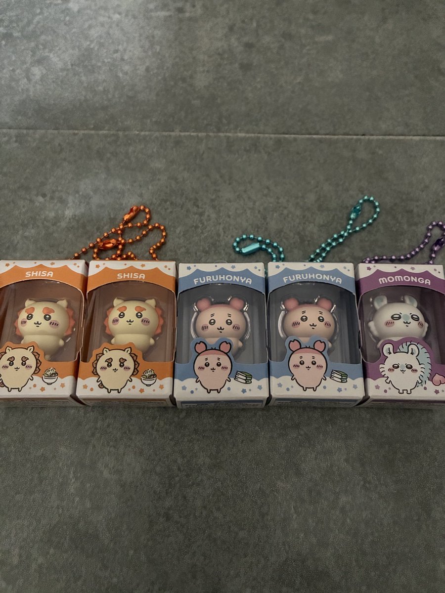 02ym12's tweet photo. ⠀ 
꒰ 交換 ꒱

ちいかわ チョコボックス 

‹ 譲› モモンガ、古本屋×2、シーサー×2

‹ 求› 👑うさぎ

郵送希望📮

お気軽にお声がけください🍓
⠀ https://t.co/iABlmWJbkA