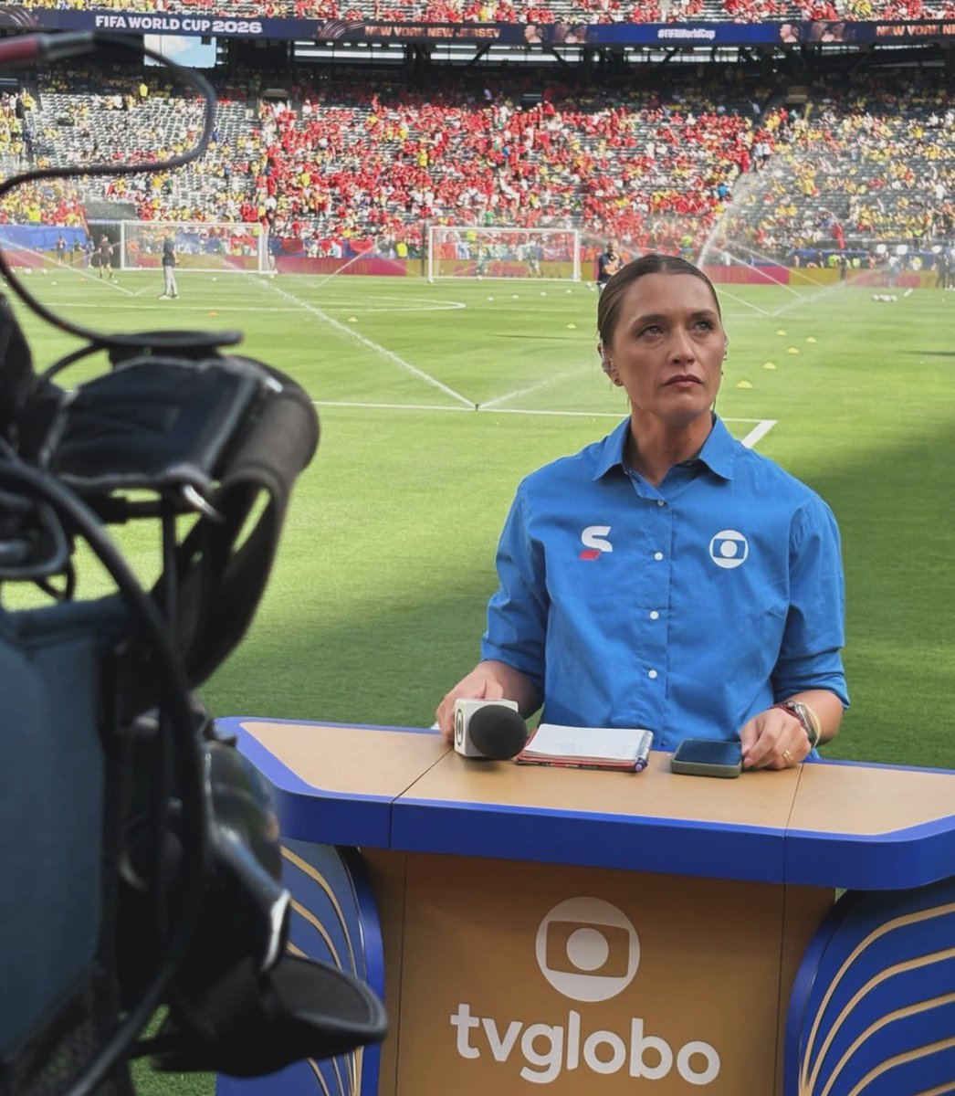 Ieonunes's tweet photo. Precisamos falar da melhor das escalações dessa copa. Ana Thaís Matos é o nome da craque que não tem medo de falar e incomodar. Ainda bem. https://t.co/WTedEww70I