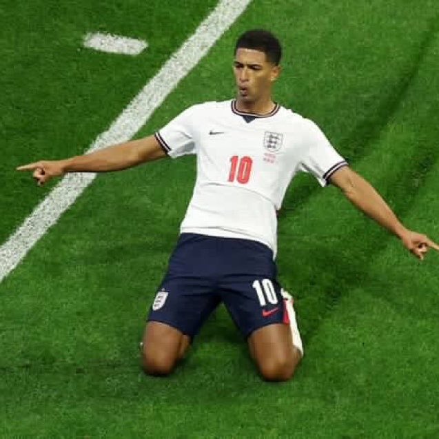8pua_'s tweet photo. موضوع ان بيلنجهام بدقيقة ضد المكسيك ساهم باليورو + كاس العالم اكثر من بيدري في ١٨ مبارة ما اخذت حقها من الضحك https://t.co/izJucloAHp