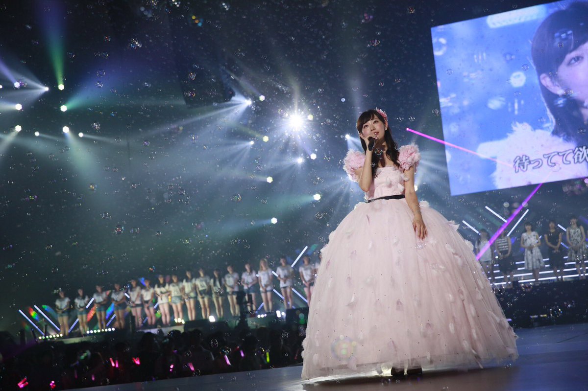miyukiofficial9's tweet photo. 卒業コンサートから10年経ったみたい..omg..
『最後までわるきーでごめんなさい』今振り返っても卒コンのタイトル神🤦🏻‍♀️♡ https://t.co/pVbzLDsxIC
