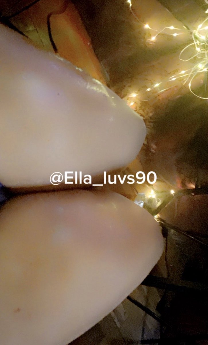 EllaLuvs9O's tweet photo. Any1 wanna get sum pics and vids for legends rewritten items?#femboy #feet #footfetish #soles #oiledup #girlsintofemboys #nsfw #thighs #ass #pics #naughty #fyp #fy #roblox #legendsrewritten https://t.co/lPePuGR1Hq