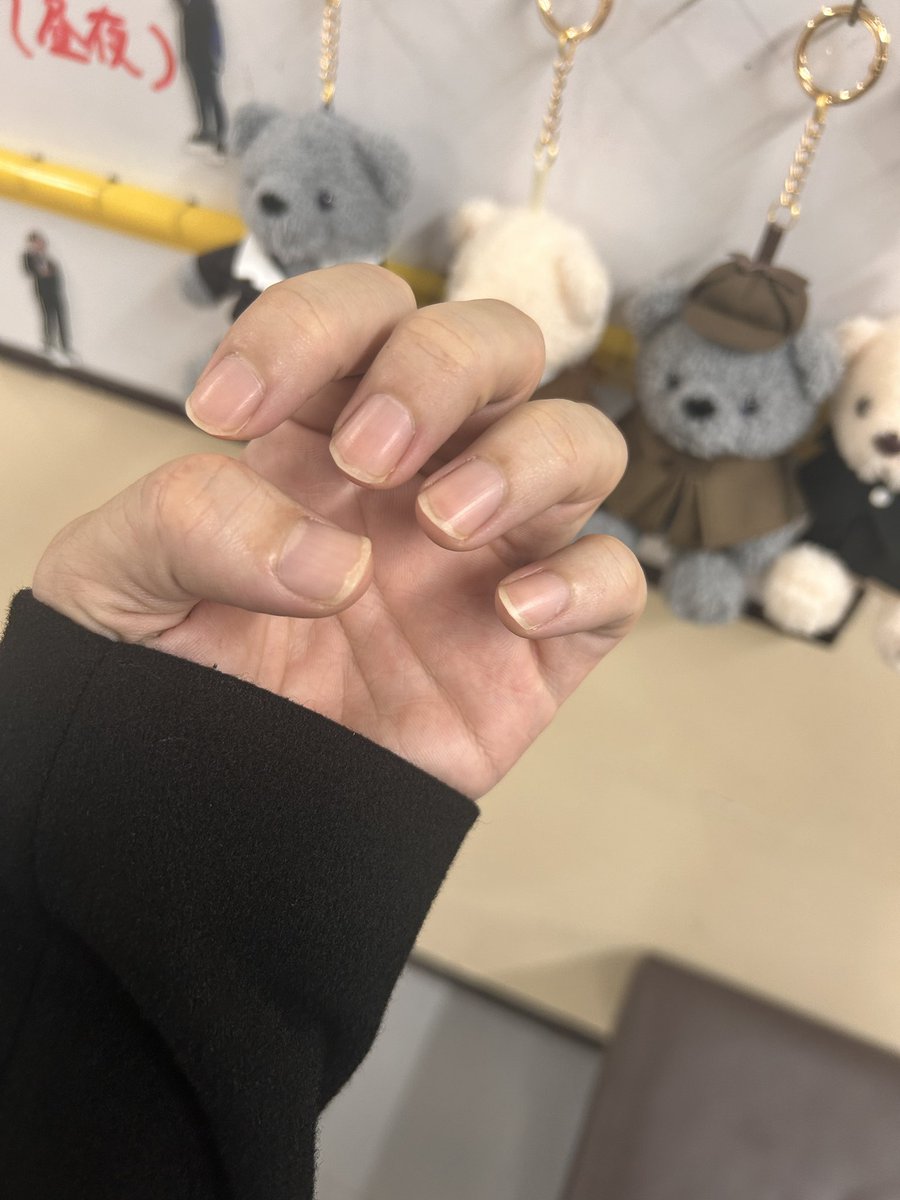 100nahiroki's tweet photo. モリミュ先ずは一週間お疲れ様でした
(お爪伸びるの早すぎ) https://t.co/rHQ3It6Adv