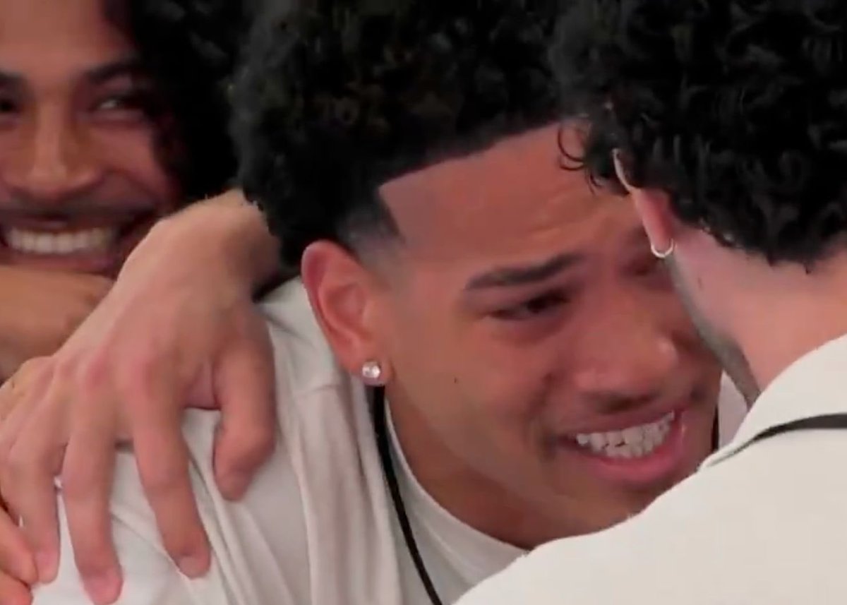 m1ch31a's tweet photo. NEWS: CORBIN GPT has unlocked EMOTIONS after DUMP and CRIES with ISLANDERS ‼️‼️‼️ #loveislandusa #loveisland https://t.co/njTaI2vGfv