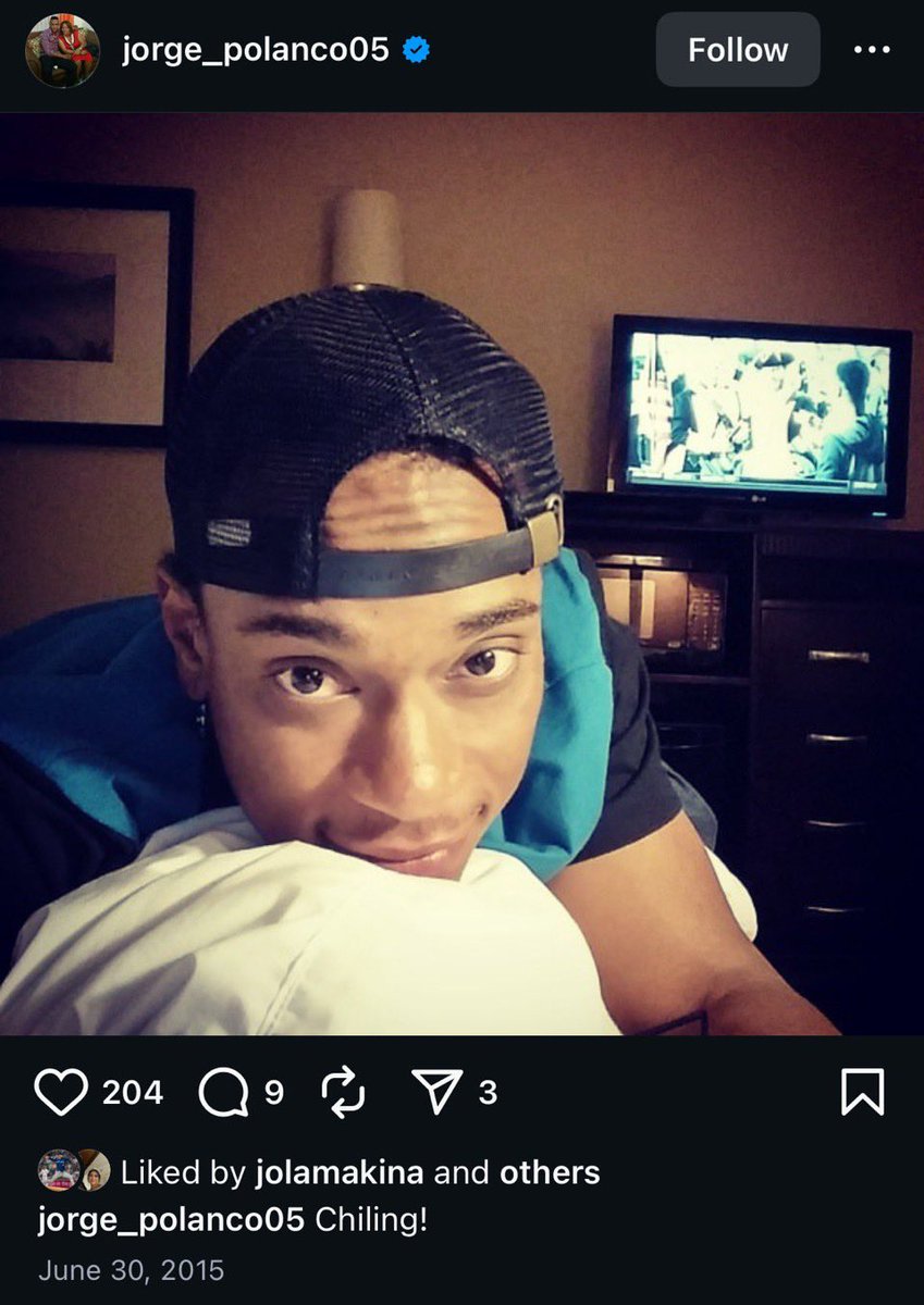 kensnoopyjr's tweet photo. happy birthday to the ex i’ll never get over https://t.co/1DuaAWdHRb