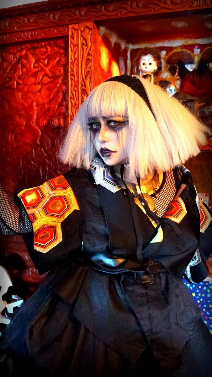antica_rosa's tweet photo. 変化師オリ 腐爛メイクブース/あなるちゃんとメグ・ロマーネ女王ー君の縄ー　他https://t.co/pgrjGw0PFa https://t.co/dAAU0t3LDj