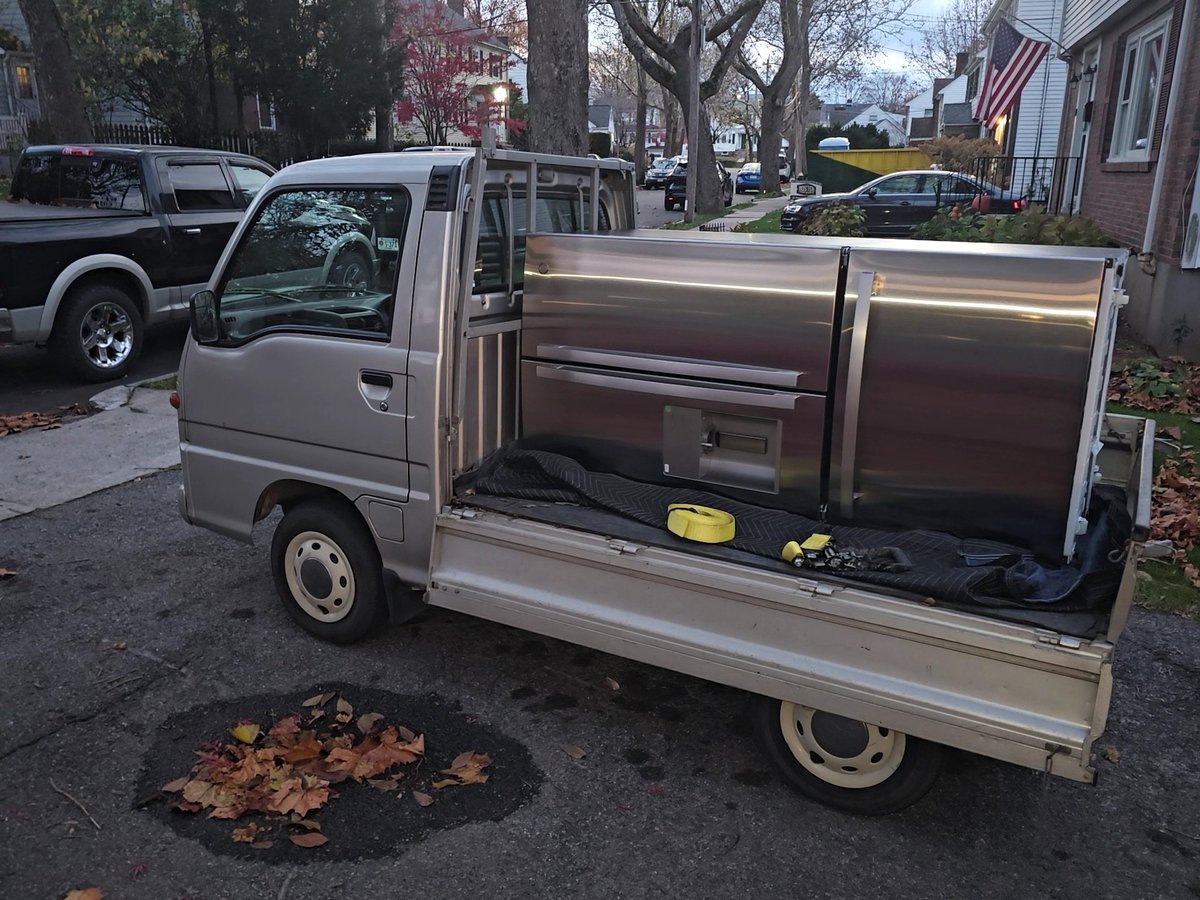 LowEloNobody's tweet photo. @SnazzyLabs We have had our Sambar classic for just over a year now and find myself using it for about 95% of truck trips, and my dodge 1500 for the 5% (which has mostly been hauling dirt and gravel). Planning on ditching the dodge and just having the rare big load delivered https://t.co/Vh8RaM21m3