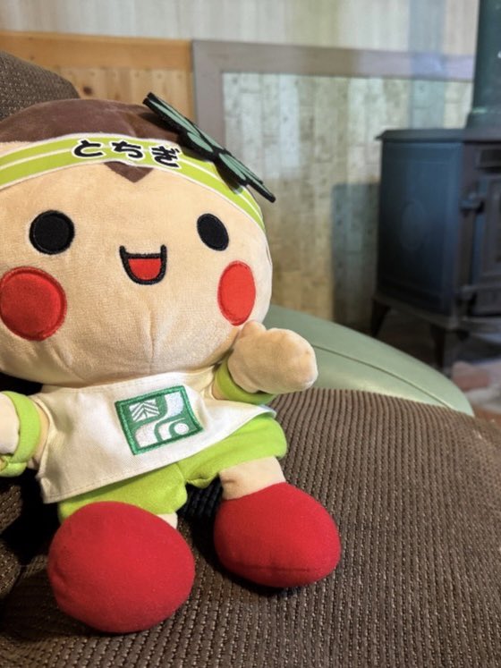tochimarukun1's tweet photo. こんにちはまる〜(●･∀･●)

キャンプ場でのんびりしてきたまるよ⛺️🌳
テントをはったり、おいしいものを食べたり、きれいな小川をながめたりしてリラックスしたまる〜✳️
ぜひ、みんなもとちぎのレジャーをたのしんでまるね🎶

元気ニコニコよろしくまるっと(●･∀･●)

 #栃木県情報 #栃木県 https://t.co/QmsPAVUw1w