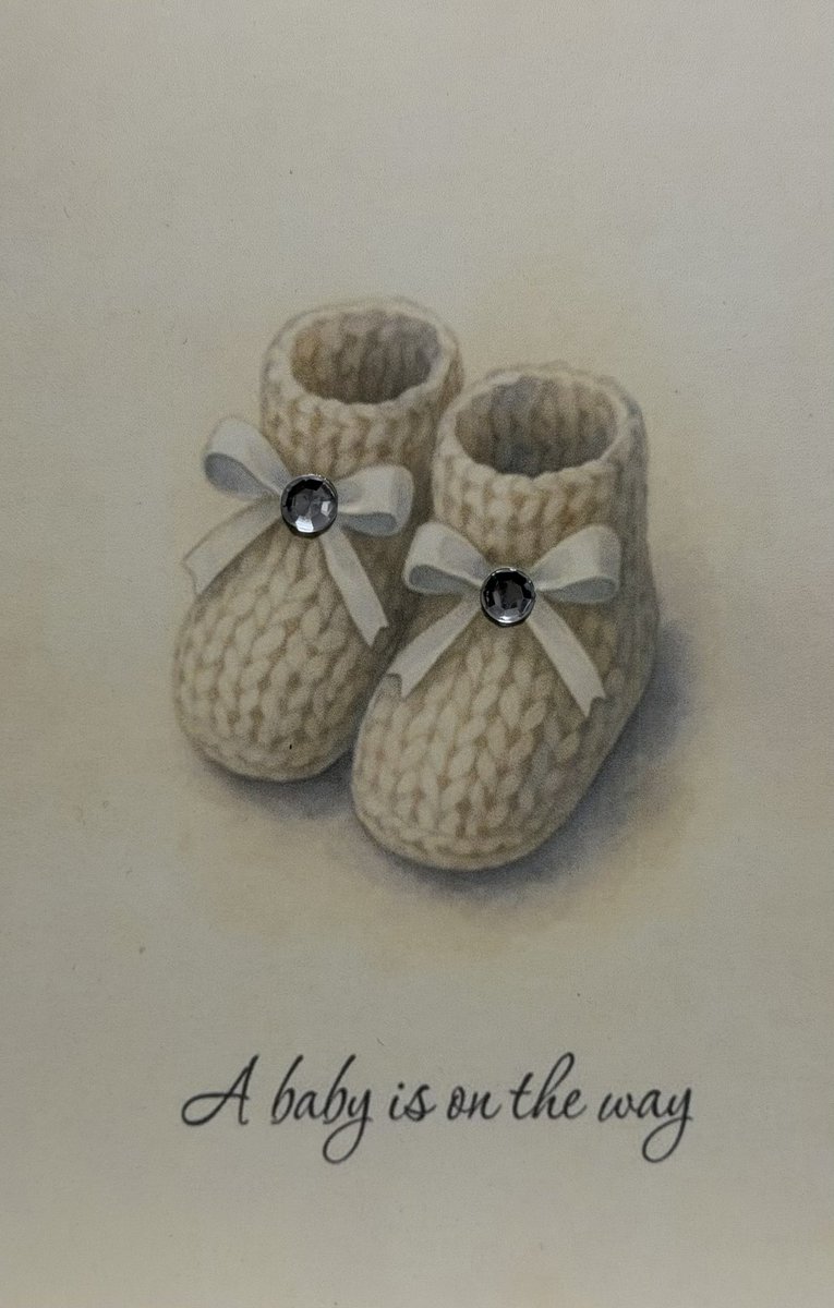 stephi131708's tweet photo. Christmas &amp; Expecting a baby card https://t.co/ZGv0swTed9