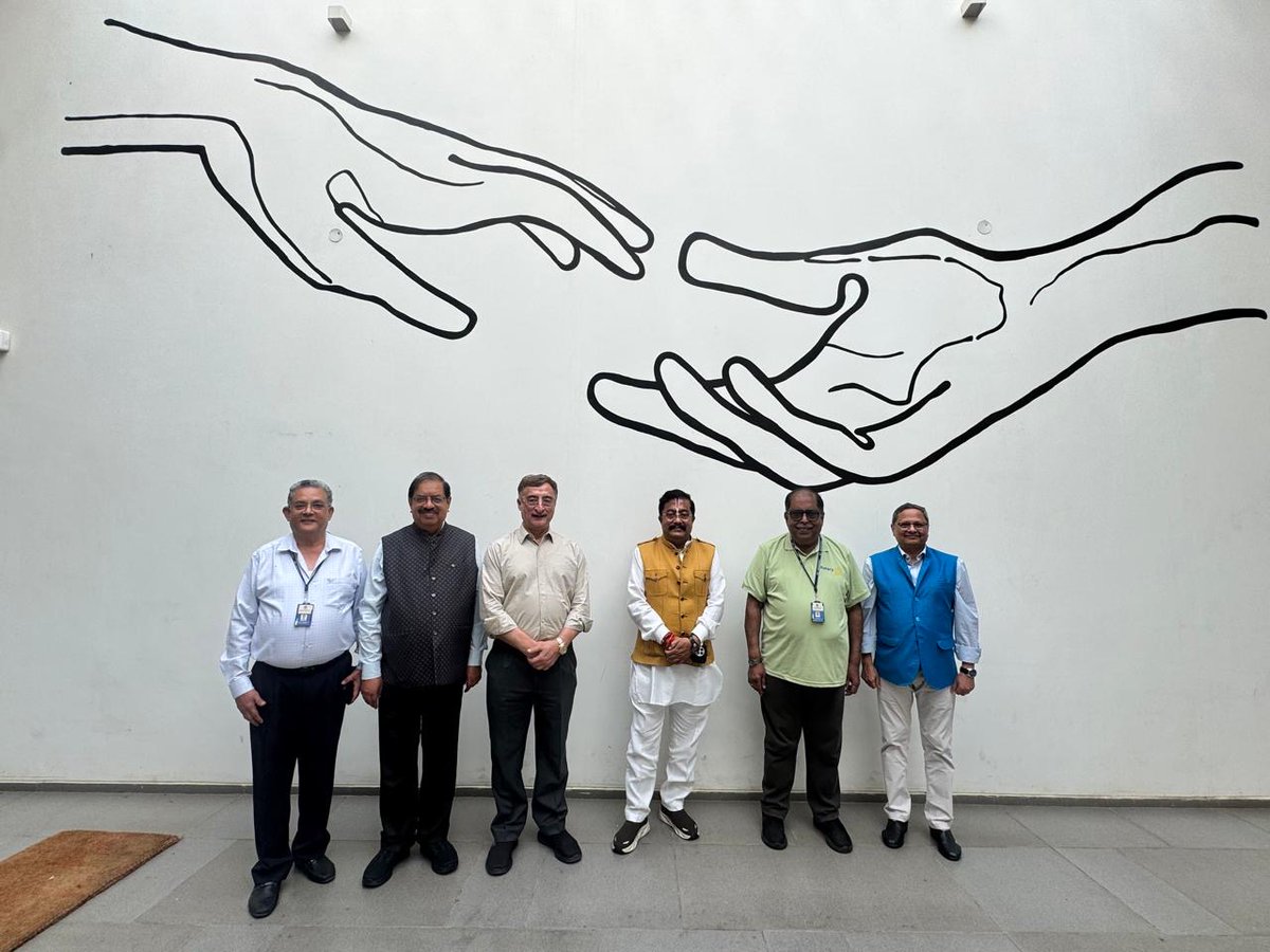 VTankha's tweet photo. Hospice Palliative Care :: Extraordinary initiative of ⁦@Rotary⁩ Club of Bangalore Indranagar :: For terminally ill patients :: provides both Home Care &amp; In Patient Service. One of best humanitarian Rotary project. 🫡 https://t.co/vXSOWKSjhc