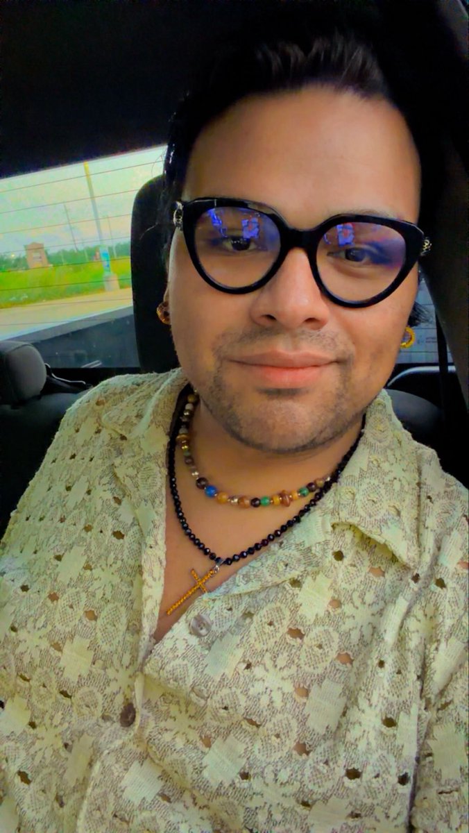 LushiousMassacr's tweet photo. Off duty. Remember a lot of Drag Queens are men. During their downtime they are just dudes. Lol. 🧱🥰 https://t.co/6NoNtwEx2C