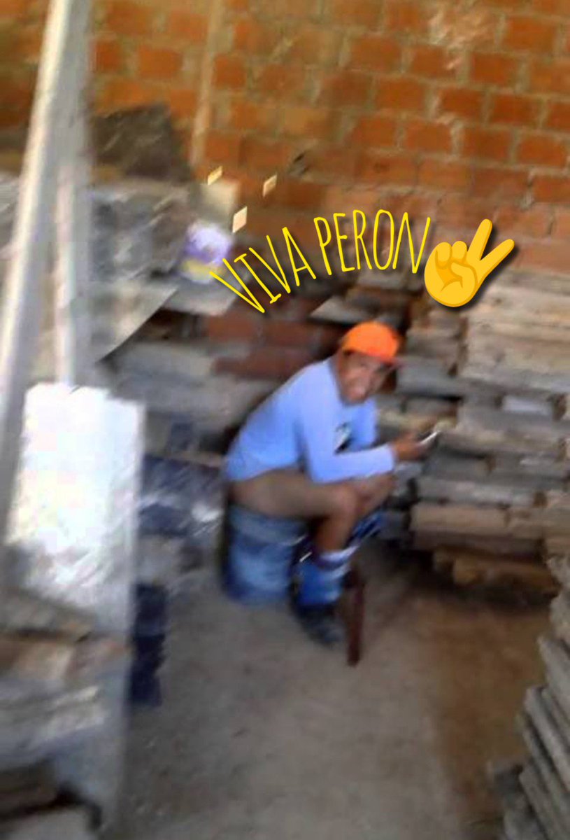 RMCshaw71's tweet photo. @ReyesTuni Los peronistas no está de acuerdo 😂

La belleza peronista 🤣😂🤣 https://t.co/UCUXYcDxBn