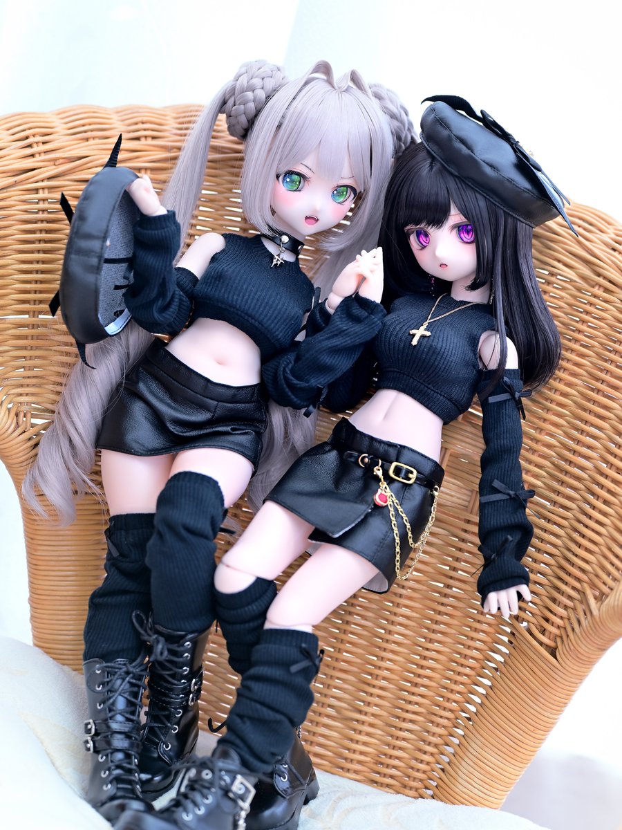 faphnia's tweet photo. 🩶わたしたちがいちばんかわいいの🖤

#きな娘 #しゅがぽ服 https://t.co/4VEFioJZIG