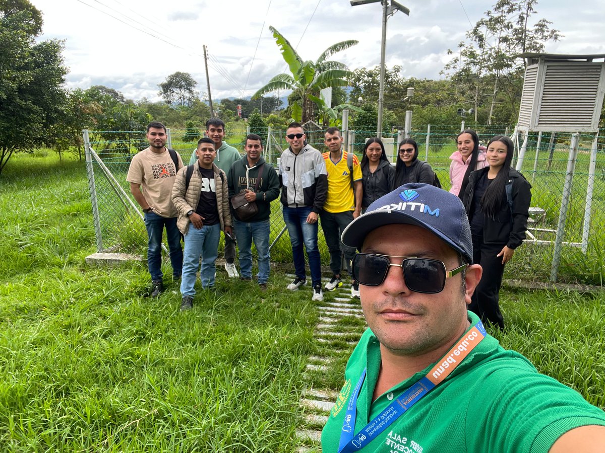 JavierAgronomo's tweet photo. 🌱 Práctica de Agroclimatología – Estudiantes UNAD
 Fecha: Sábado, 4 de julio de Lugar: UNAD, Pitalito – Huila
Los estudiantes de la UNAD participaron en una jornada práctica de Agroclimatología, orientada al reconocimiento y análisis de las principales variables @UNAD_ZonaSur https://t.co/Vgax0vyvJo