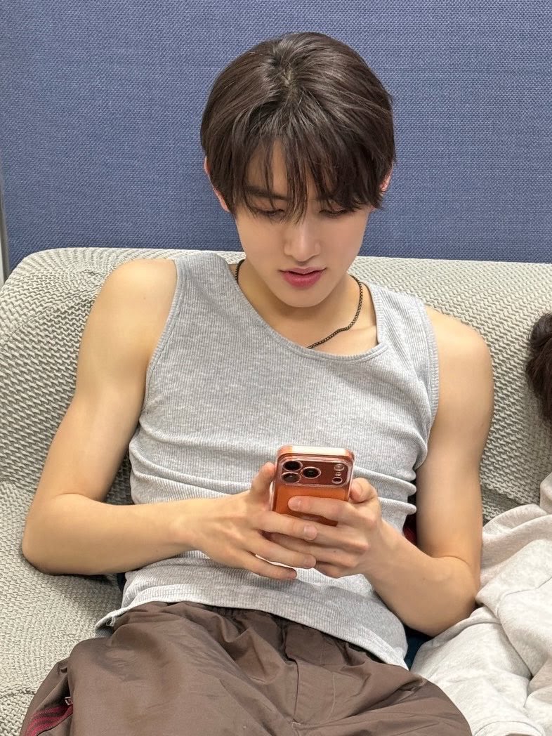 키리 tweet media