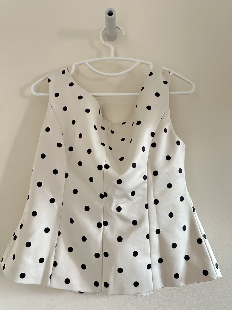 Sheepshop6's tweet photo. #ส่งต่อhouseofpapers lollipop top สภาพดี 99%
Size L 
650.- รวมส่ง

#เสื้อ #เสื้อผ้ามือสอง #เสื้อเชิ้ต #เสื้อเชิ้ตผู้หญิง #ขายเสื้อผ้า #ขายเสื้อผ้ามือสอง #ส่งต่อ #คุณภาพดี #papers #Houseofpapers #เสื้อผ้ามือ2 #ขายเสื้อผ้ามือ2 https://t.co/4t3ylz4fkA