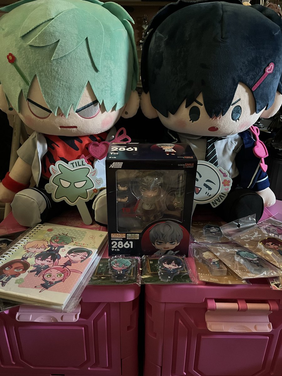 BijutsuRyuu's tweet photo. This weekend was feeding me too many goods that my wallet is destroyed 😭
I need to reorganize my whole alnst shelf for this….. https://t.co/JkSGT6VLZL