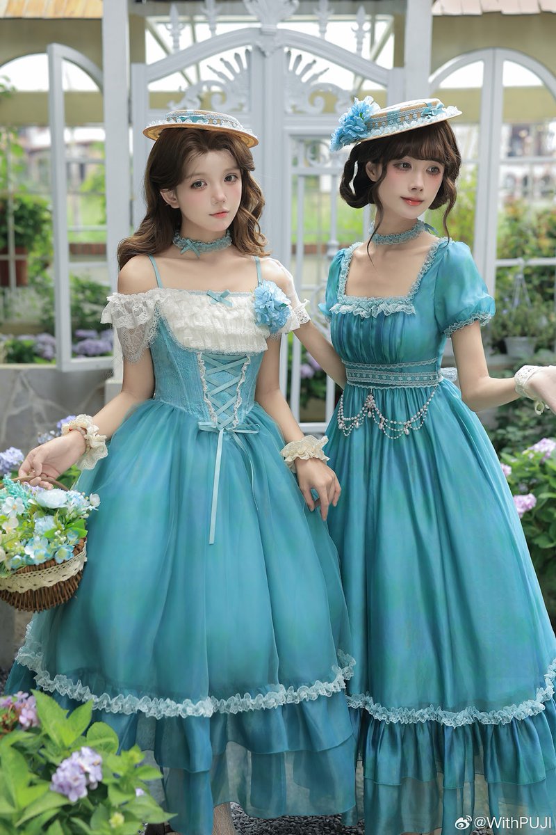 Rose... 要コメント & プロフ必読さま専用 Roses on the Roof～ロリィタ＆クラシック【公式PR】 (@shiny5432
