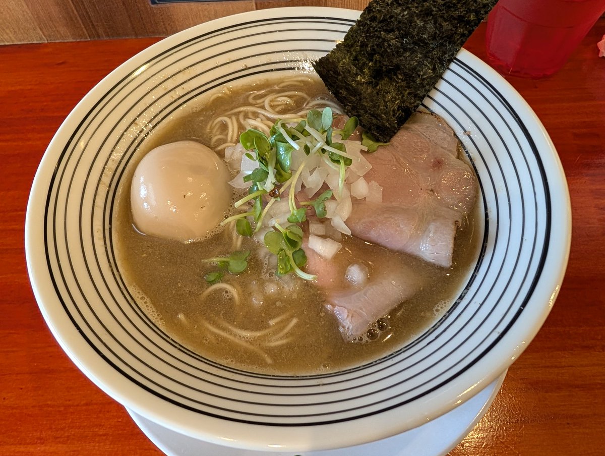 bimeitonn's tweet photo. 味玉＊煮干塩ソバ
1,000円 ★★★★☆☆

#らーめんコットンポット #水戸市 https://t.co/at4Je7Ev5v