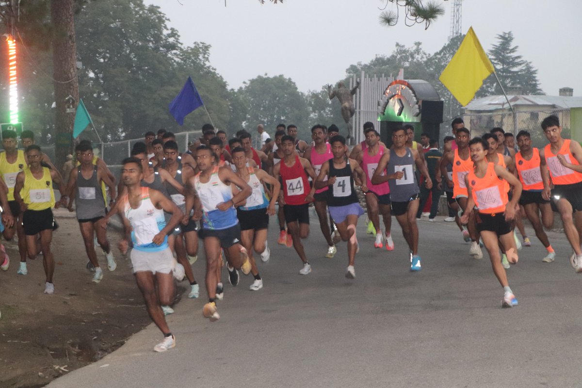 UBArea_IA's tweet photo. 🏆 THEY DON'T JUST DEFEND THE NATION... THEY DOMINATE EVERY BATTLEFIELD! 🇮🇳🔥

💪 Champions on the track. 🪖 Warriors on the frontiers.

Against nine formidable teams, #GoldenKeyDivision surged ahead to claim the coveted #UttarBharat X-Country Championship at Ranikhet. Every stride reflected grit, discipline, endurance and an unbreakable will to win.

Victory isn't built on race day—it's forged through relentless training and the spirit to never quit.

👏 Congratulations to every participant and salute to the champions who proved why they are #Sabse_Aage_Bde! 🏅🇮🇳

#IndianArmy #GoldenKeyDivision #UttarBharat #FitIndia #Ranikhet #Dehradun #Champions #NeverGiveUp #भारतकीसेना #फिटइंडिया #विजेता #जयहिंद
@adgpi @panchshulpulse @PRODefDehradun @suryacommand @IbexRadioTarana @radioibextarana @voiceofspiti @voiceofkinnaur  @ProDefLko @SpokespersonMoD @DefMinIndia