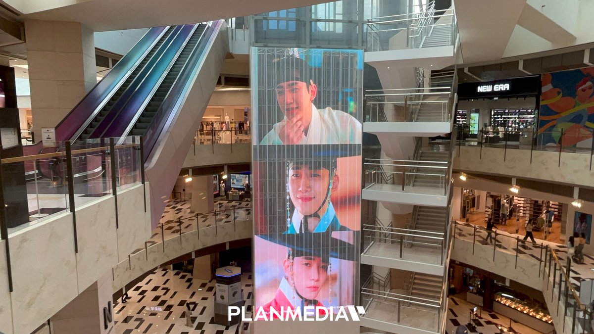 PLANMEDIA365's tweet photo. 💙🐿이준호 배우 데뷔 13주년 축하 서포트!

📢 배우 데뷔 13주년 기념 광고

📢 매체 : IFC몰 타워 DS
📍 위치 : IFC몰
🗓️ 일정 : 2026.07.03 ~ 07.05 / 07.23 ~ 07.26 (총 7일)

📩 광고 문의
👉 https://t.co/U4dASHDkq5

#이준호 #LEEJUNHO #Junho #배우데뷔13주년 #PLANMEDIA https://t.co/7Xyw7T42SN