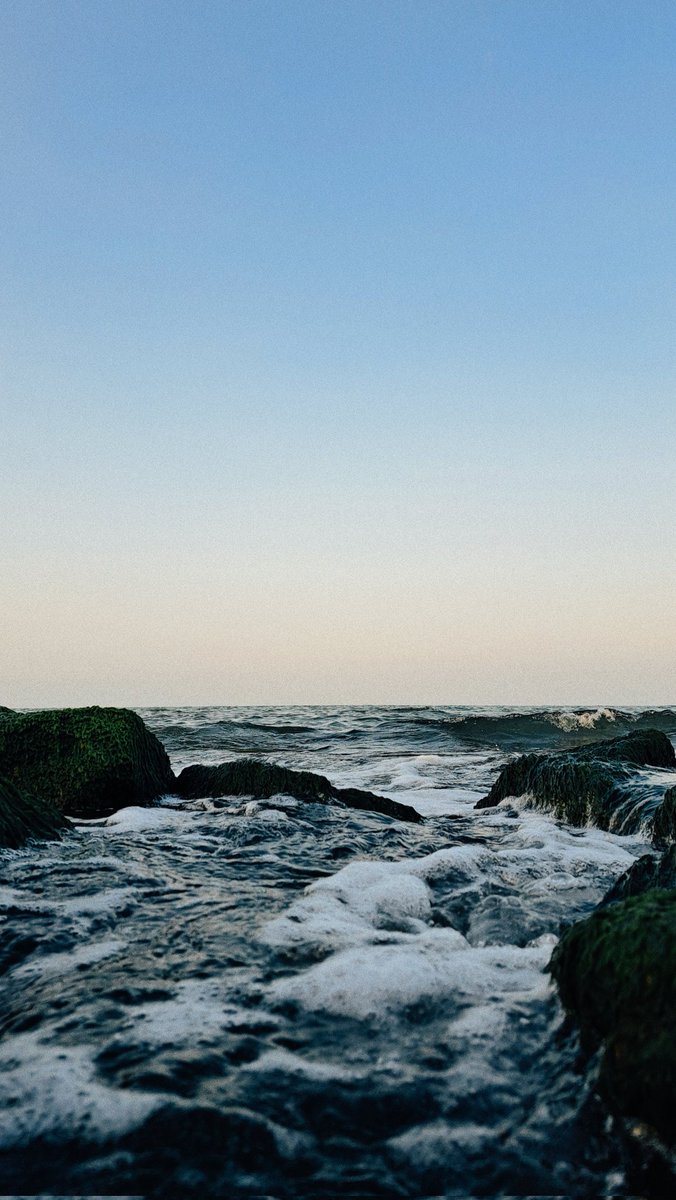 mniavaa's tweet photo. 🌊 https://t.co/slOUVPadMi