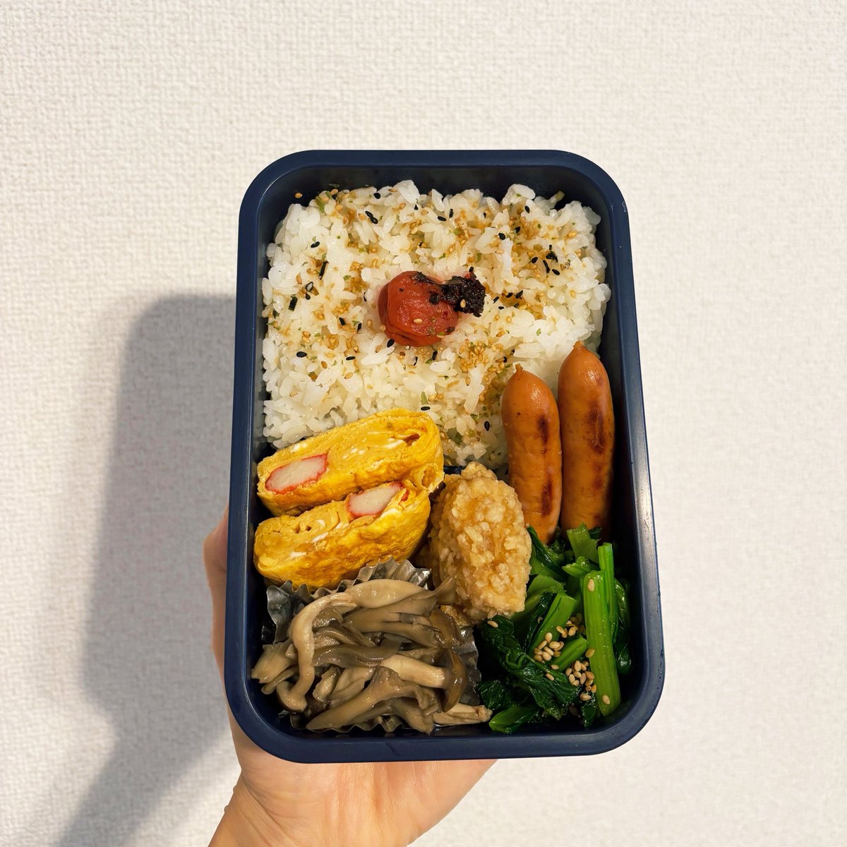 iro_243's tweet photo. きょうの #お弁当 https://t.co/nDUTiuhlba