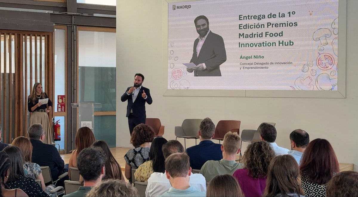 AngelNinoQ's tweet photo. En 2026 celebramos los 5 años de @MadridFoodInHub, el motor europeo de la innovación agroalimentaria🔬

Desde que lo inauguramos en Villverde en 2021, ➕280 startups impulsadas, ➕620 formaciones y ➕400 eventos

5 años alimentando el futuro desde Madrid🔗 https://t.co/qM6T3iOQ8X https://t.co/pNkLFrilma