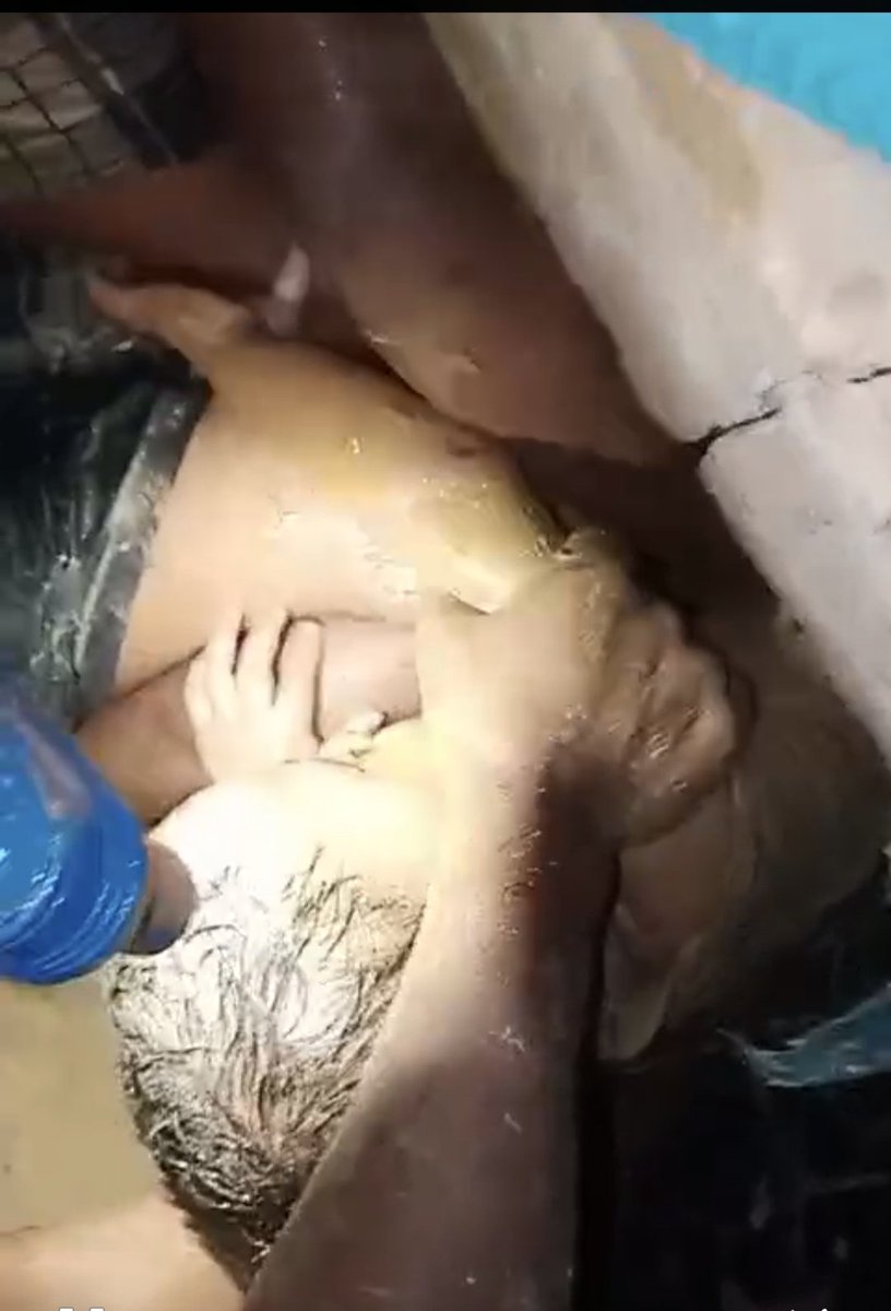 Rohingyari76487's tweet photo. 🚨 New RRW Incident Report

Deadly landslides hit Rohingya refugee camps in Cox's Bazar on 6 July, killing at least 8 refugees, including women and children.

📄 Full report: https://t.co/rIN2tUwlWo

#Rohingya #CoxsBazar #HumanRights #RRW https://t.co/muQmynhDcJ