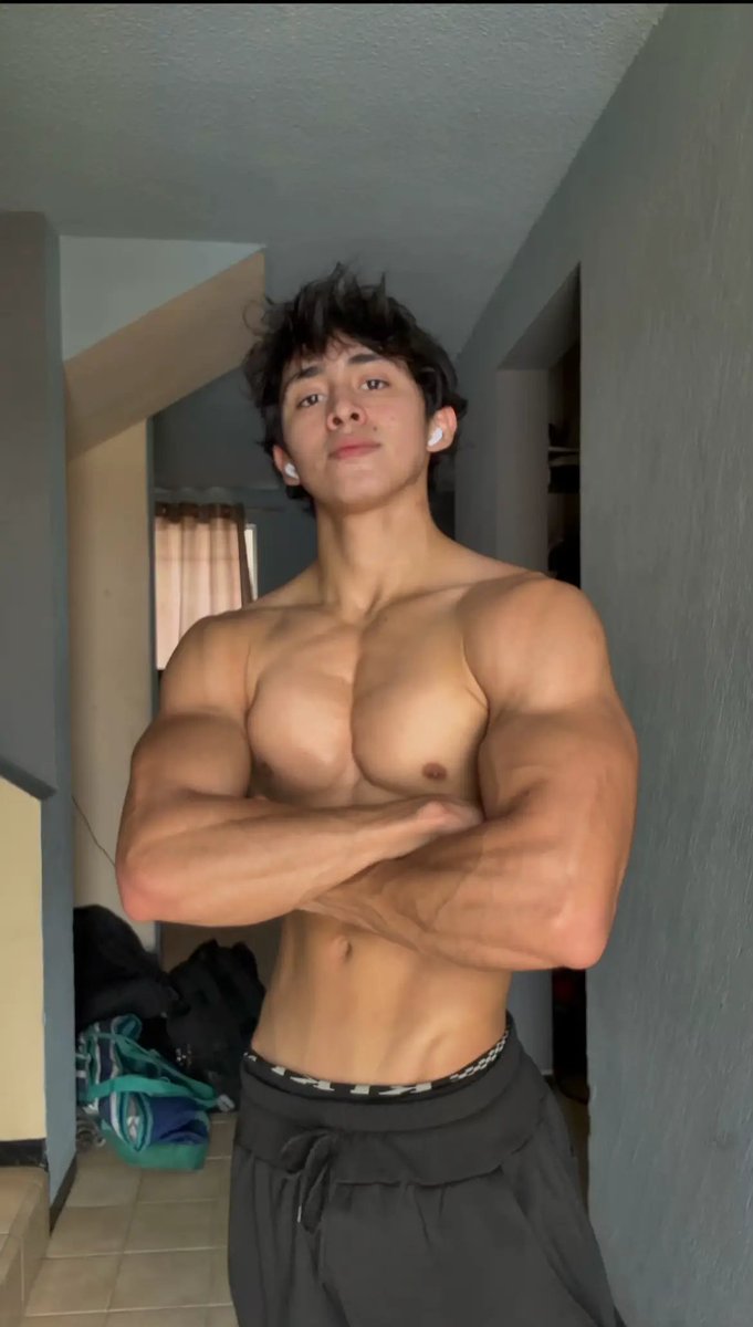 alexfit06's tweet photo. uy

#fitness #gymrat #contenido https://t.co/eQ5Te64Tnk