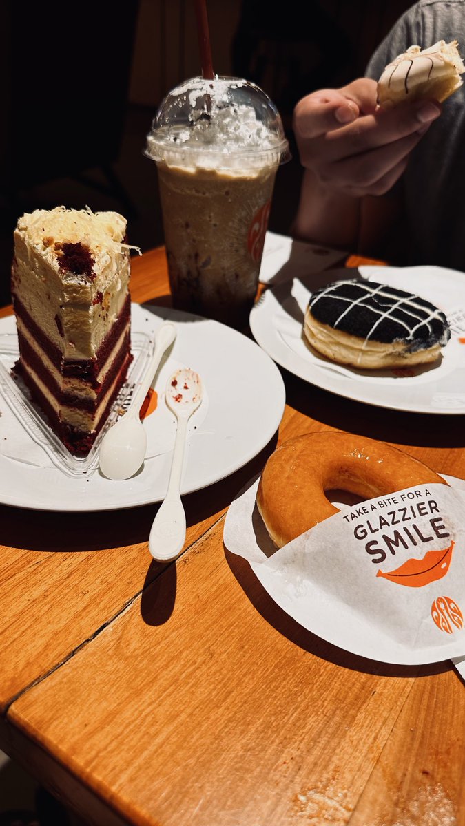 urboyhere17's tweet photo. latepost https://t.co/K3WAstRI10