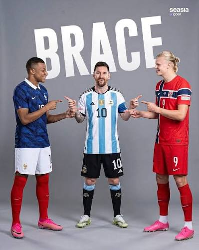 _beaniecoffee's tweet photo. The Golden Boot race couldn't be any tighter.

Kylian Mbappé - 7 goals 
Lionel Messi - 7 goals
Erling Haaland - 7 goals 

With the knockout stage heating up, every goal could decide the race for the 2026 FIFA World Cup Golden Boot. 

Who will finish on top?