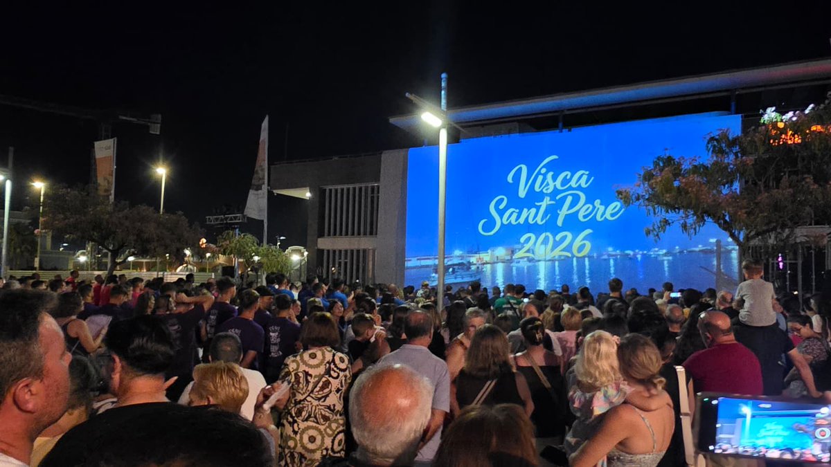 revistapoble's tweet photo. ‘Visca Sant Pere’, lágrimas y espectáculo en el adiós grauero a sus fiestas. #SantPere #GraudeCastelló
https://t.co/6iaLdRr2sf https://t.co/quv76f90yZ