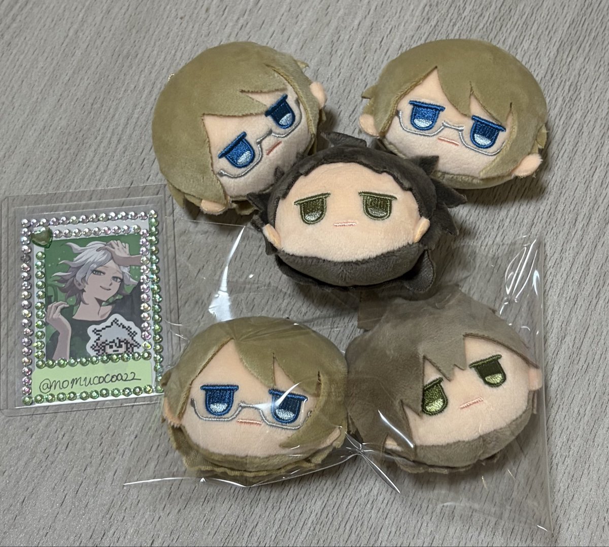 nomucocoa22's tweet photo. こちらも取引対象です。
ぱしゃこれ1段目が纏めての譲渡(3段目含む)or狛枝の交換。
2段目は入間の交換or3段目を含む譲渡。
2枚枚目のステッカー類は交換or譲渡をした場合1枚差し上げます。お声掛けください。
※七海と日向はなるべくまとめての交換or譲渡のみでお願いします。 https://t.co/LzgRzIHJKa